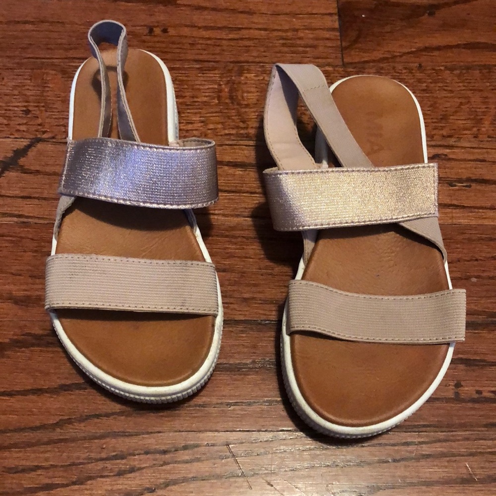 Mia Sandals